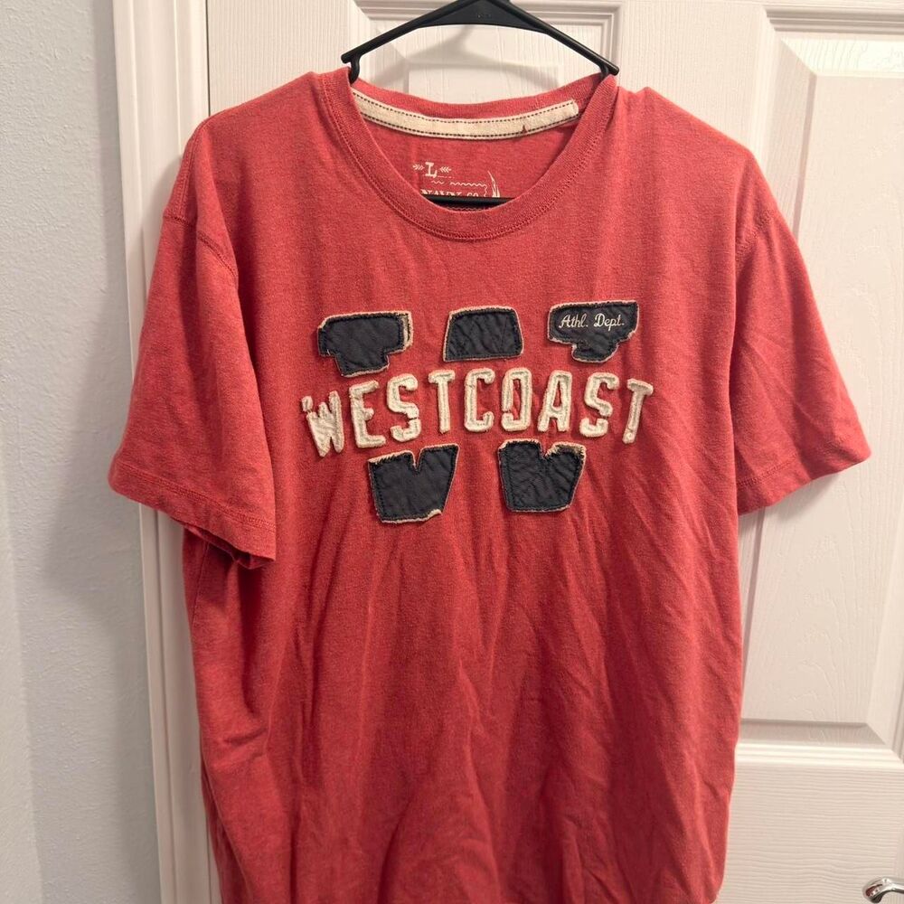 Old-navy Men's Pink and Red T-shirt
